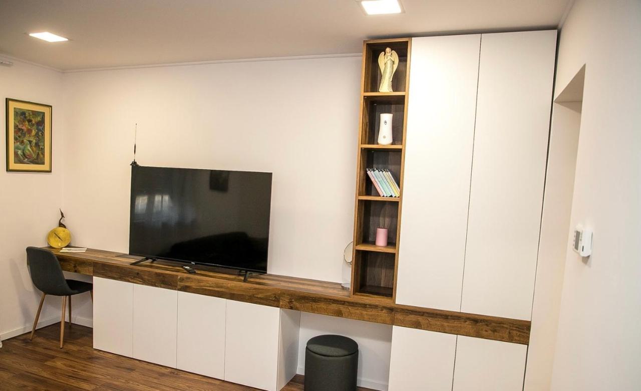 Studio Apartman Avenija *** Slavonski Brod Exterior foto